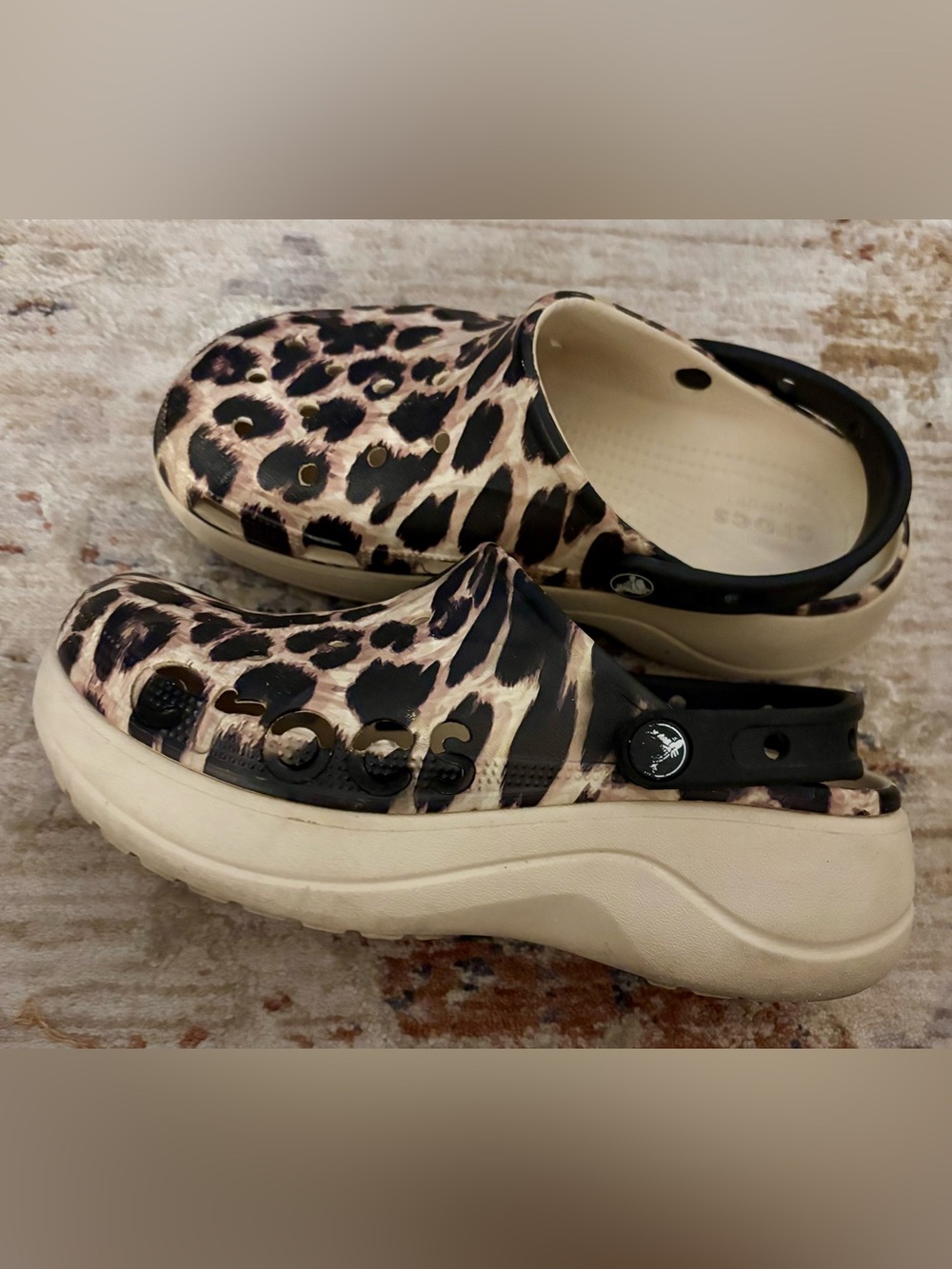 Crocs Women’s Baya Platform Leopard Print Clog